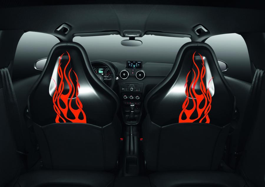 Интерьер Audi A1 Hot Rod Concept (8X) 2010 года  (фото 4 из 6)